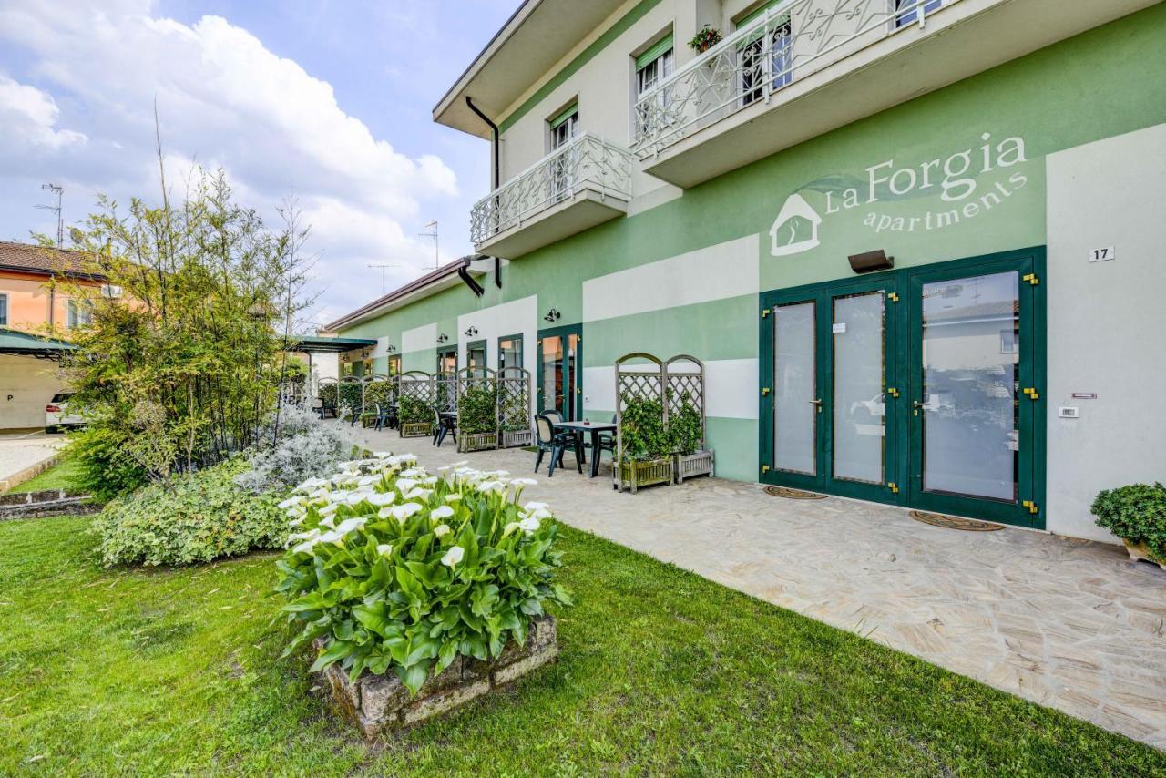La Forgia Apartments เปสเคียรา เดล การ์ดา ภายนอก รูปภาพ